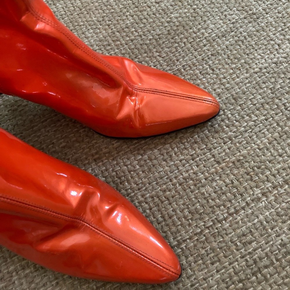Stuart Weitzman RARE Vintage Orange Patent Leather Ankle Boots - Picture 10 of 10